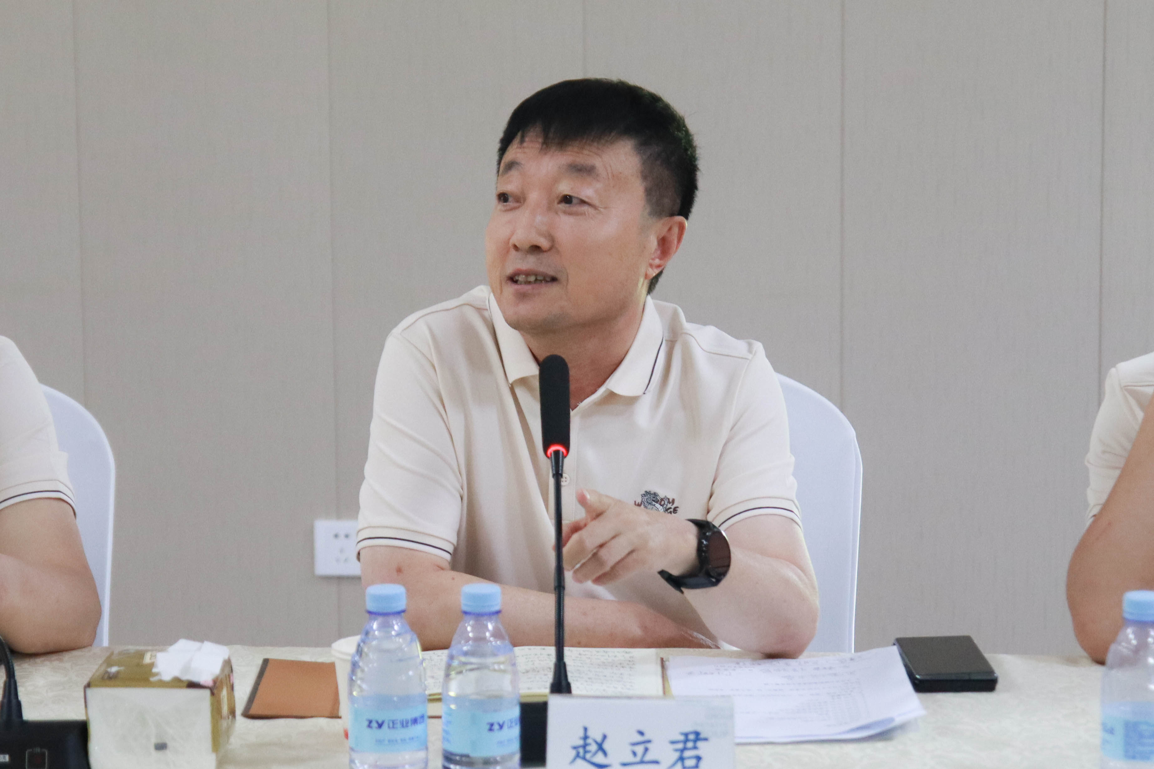 辽宁壹定发集团董事会2024年度第三届第二次扩大会议顺利召开(图2) 辽宁壹定发集团董事会2024年度第三届第二次扩大会议顺利召开(图2)